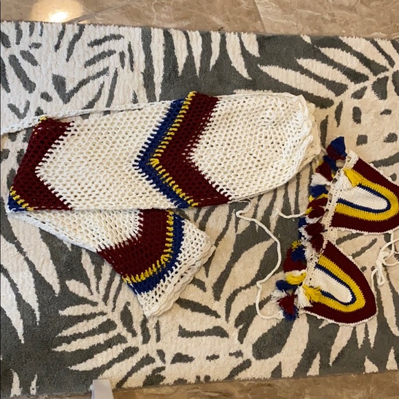 Bathing suit cover-up - Picture 2 of 2